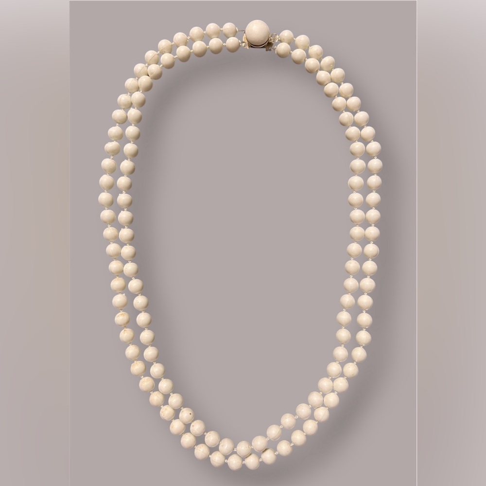 Elegant Multi-Srand Vintage White Beaded Necklace